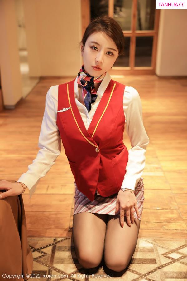 tina_甜仔  [XiuRen]高清写真图 2022.04.06 No.4824 tina_甜仔第5张图片